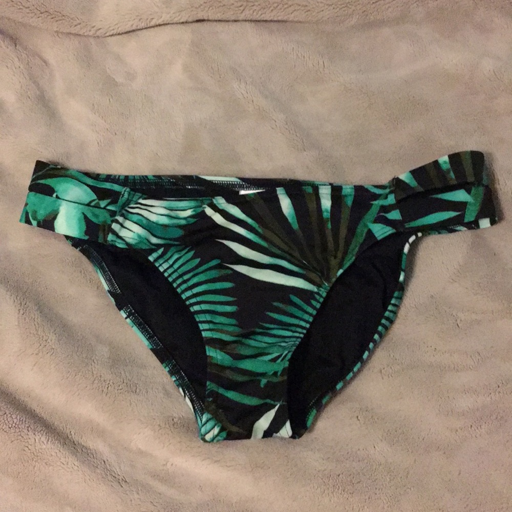 Bikini bottoms